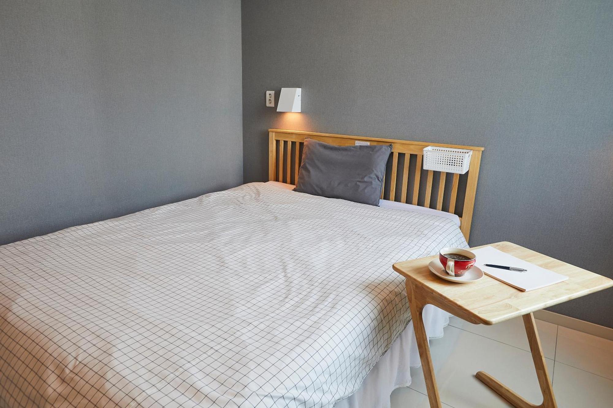 Red-Lighthouse Guest House Сокчхо Номер фото
