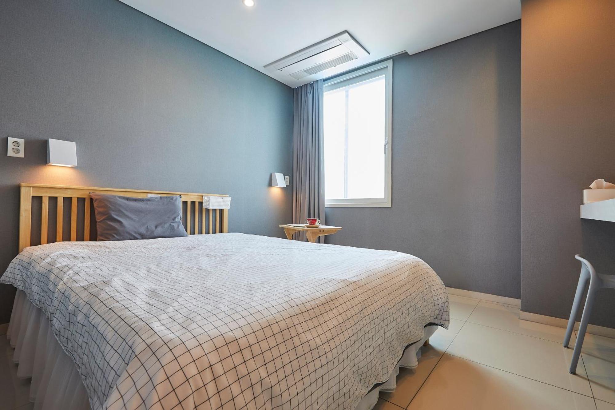 Red-Lighthouse Guest House Сокчхо Номер фото