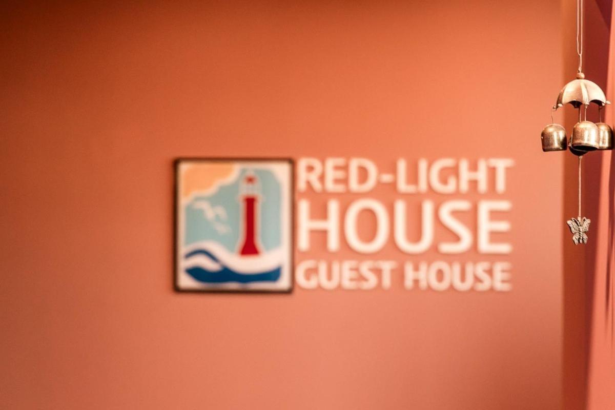Red-Lighthouse Guest House Сокчхо Экстерьер фото